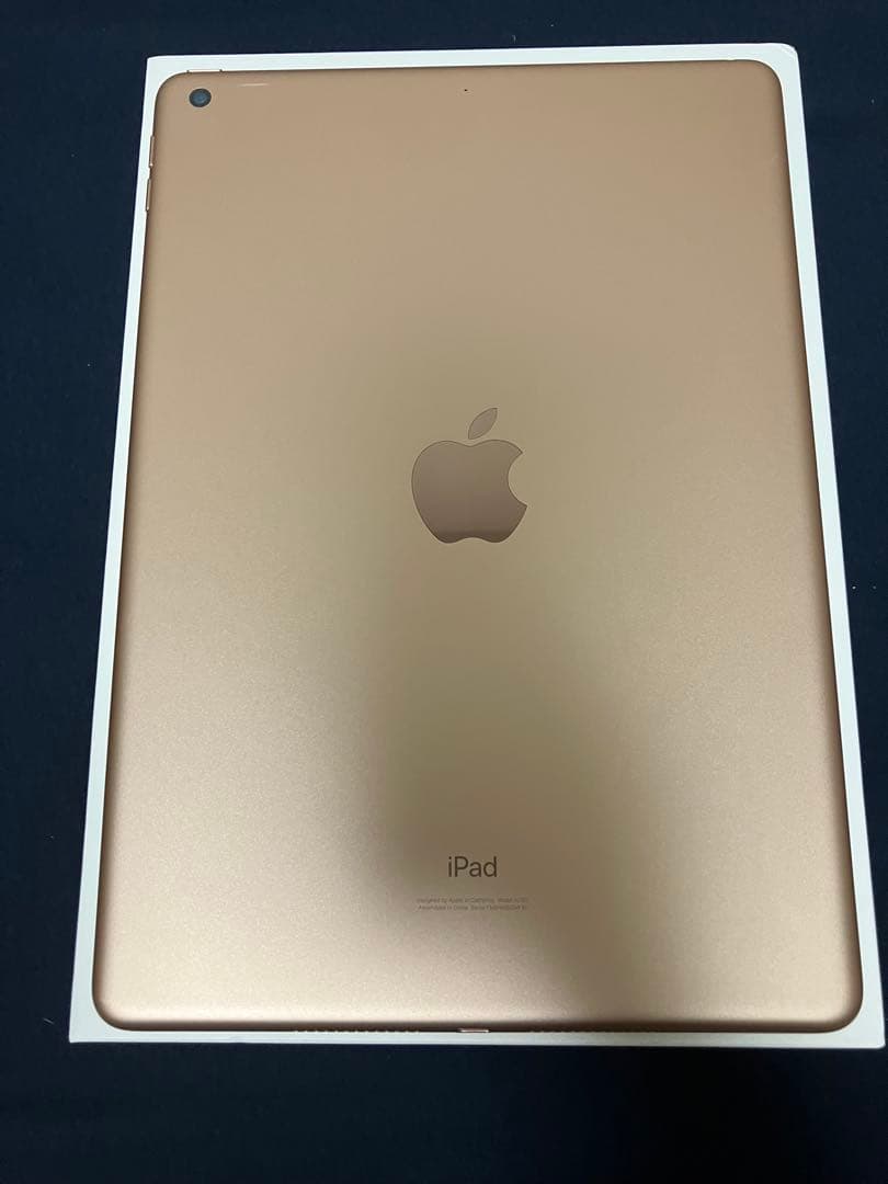 新品同様　iPad 第7世代　128GB ゴールド iPad 本体　付属品あり