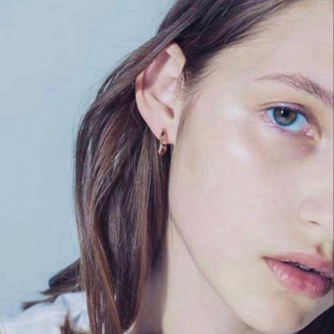 ✨ete✨ハグピアス ツイスト✨K18 925✨片耳✨<No.1531>✨