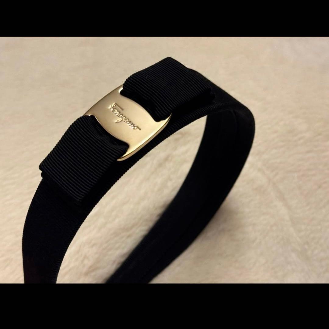 ヘアアクセサリー Mo