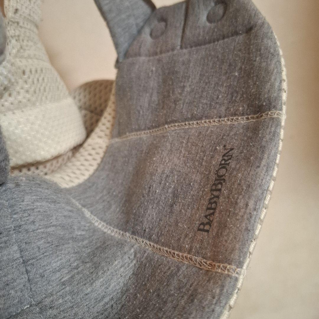 BABYBJÖRN 抱っこ紐 クリーム？　グレー？　ベビーキャリアハーモニー