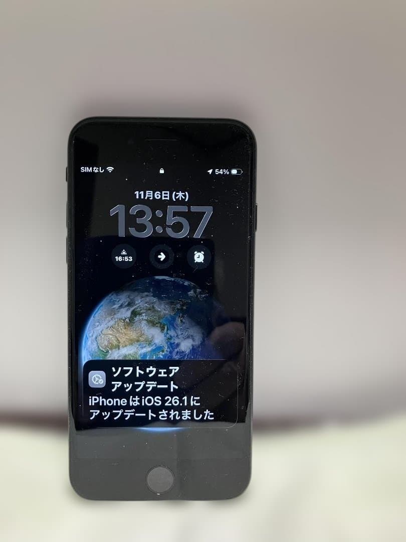 Phone SE(第3世代) 64GB と iPhone7 128GB 2台