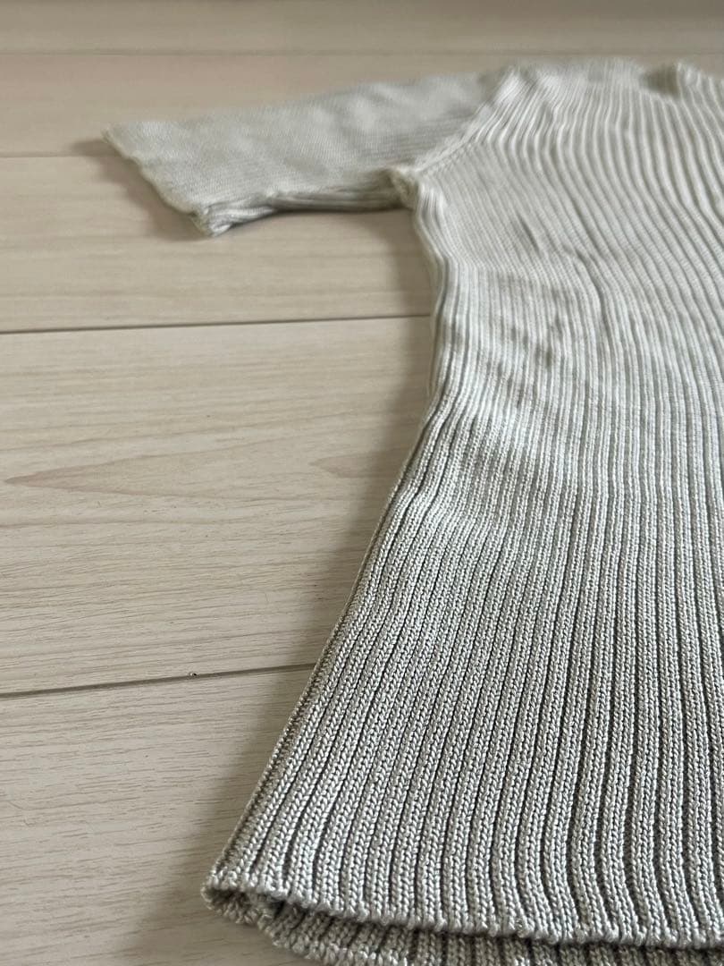 最終値下げ　PRAD プラダ カットソ Tシャツ 100% シルク サイズ38