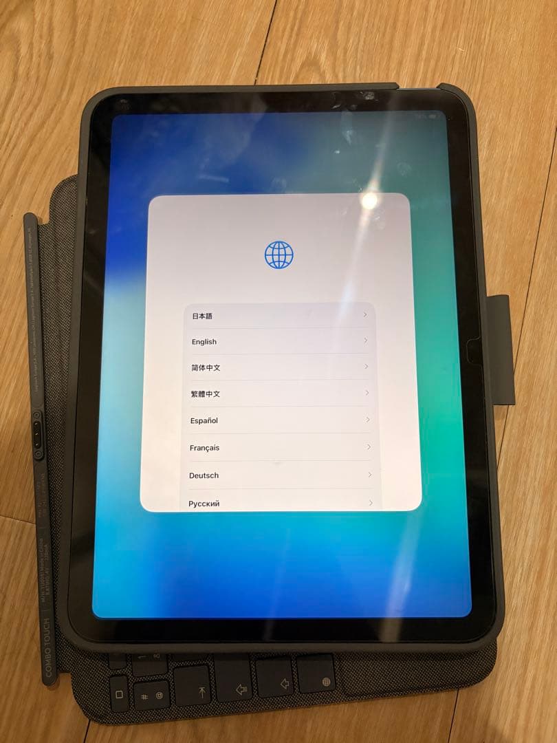 iPad 第10世代 64GB ブルー ＋ Logicoolキーボードケース
