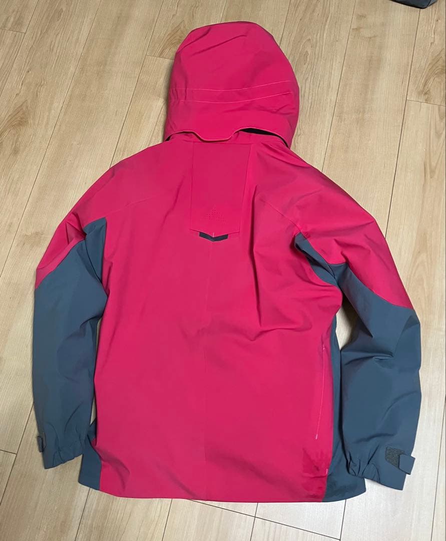 【中古】24-25デサント社製 オガサカオリジナルウェア（ジャケットMサイズ）