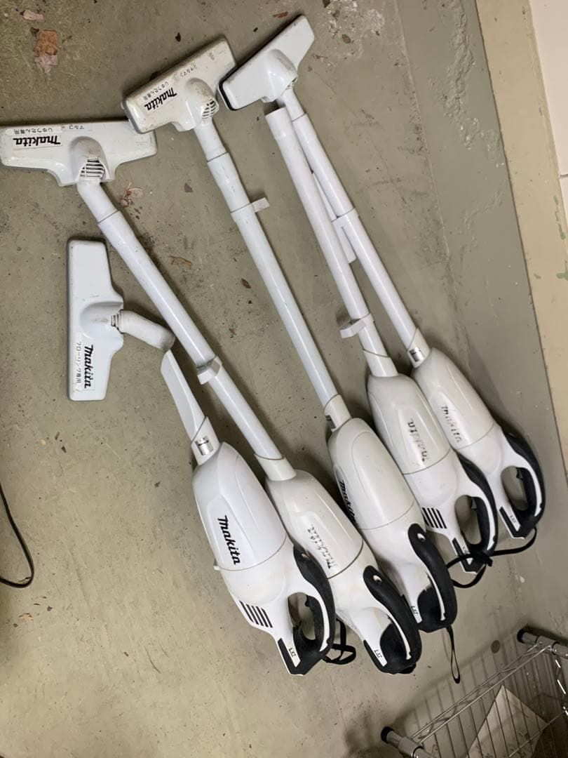 ５本　まとめ　マキタ　充電式クリーナー CL180FD 18V☆動作確認済