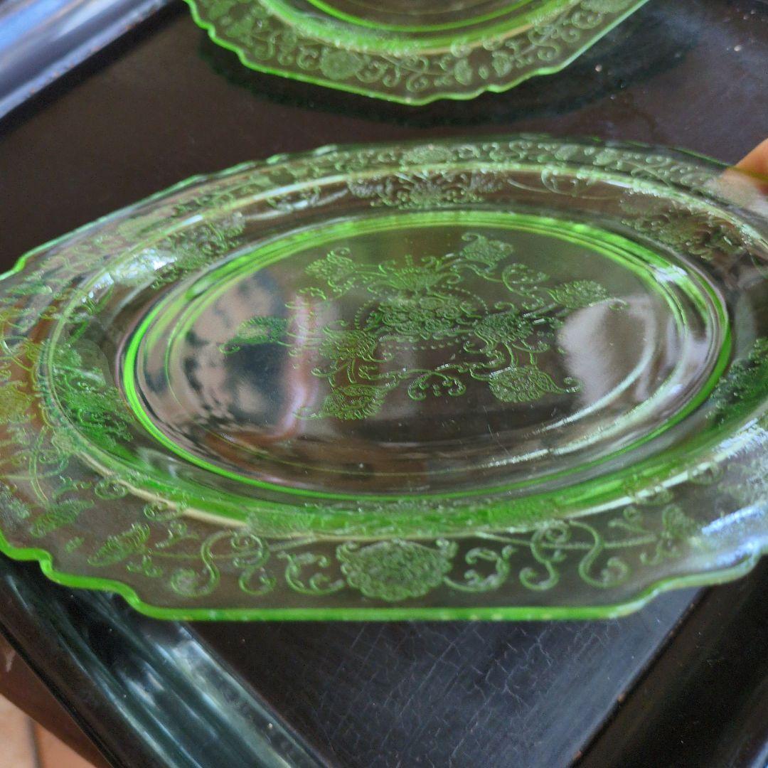 ヘーゼルアトラス　ウランガラス　フローレンス　ディプレッションガラス　プレート