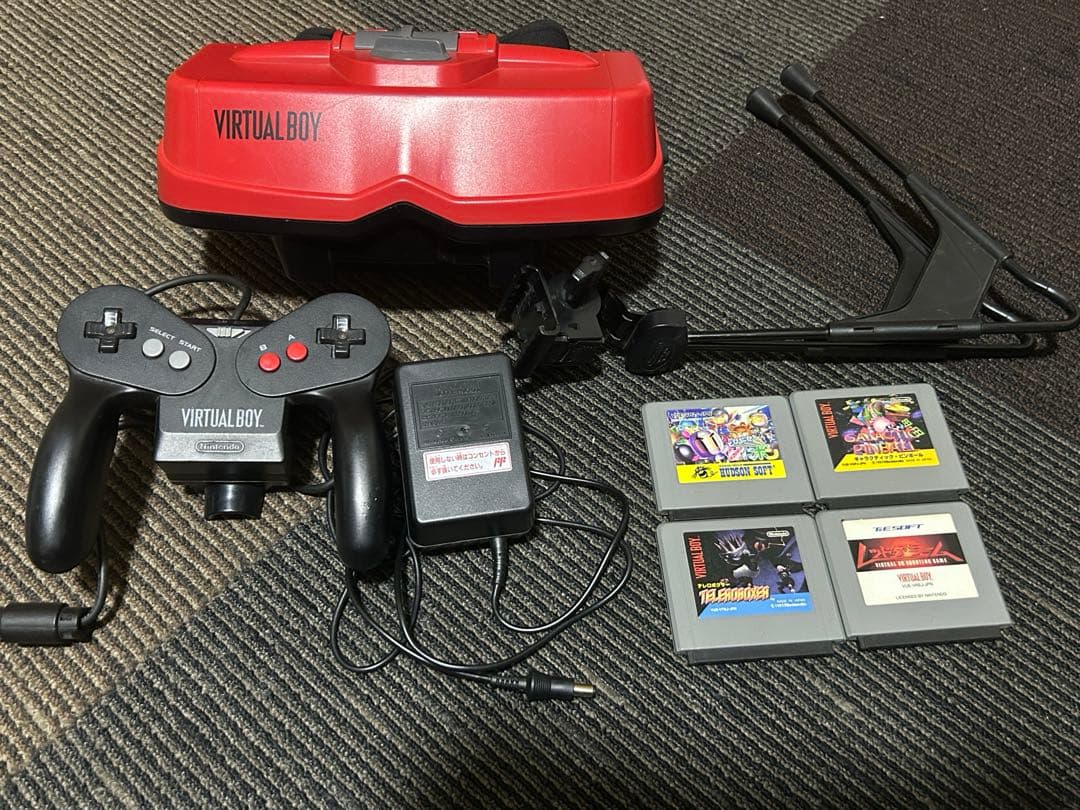 バーチャルボーイ　本体+コントローラー・ゲーム4本