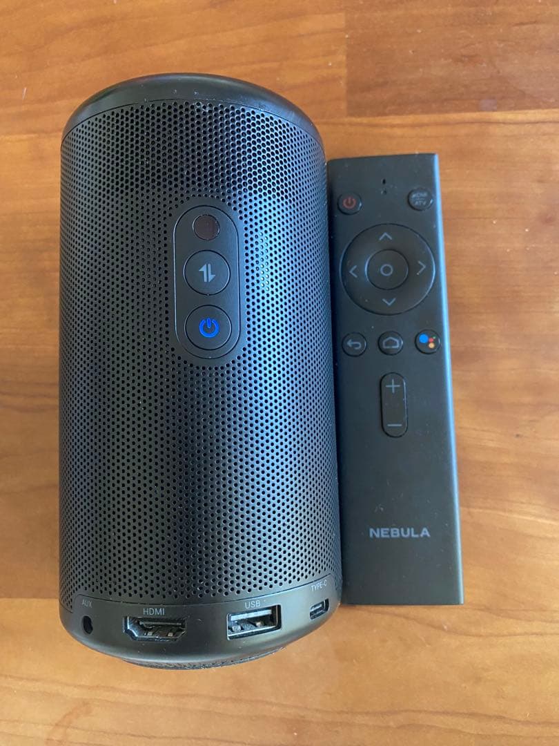 ジャンク品　美品、Anker Nebula Capsule II プロジェクター