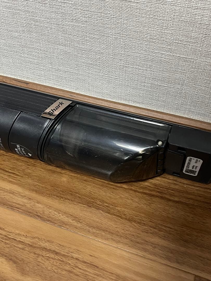 【美品】Shark EVOPOWER 充電式ハンディクリーナー