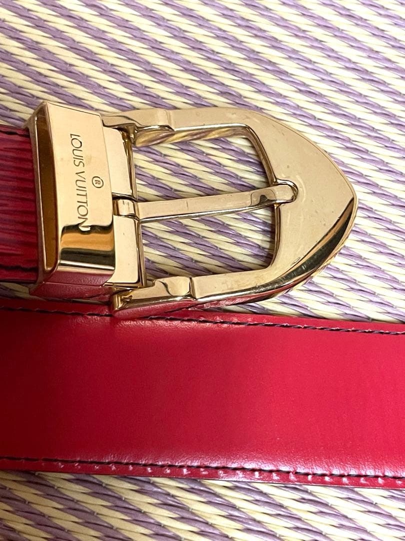 美品✨【Louis Vuitton 】ベルト　エピ　レッド