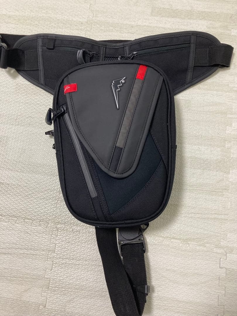 クシタニ　レッグバッグ　KUSHITANI