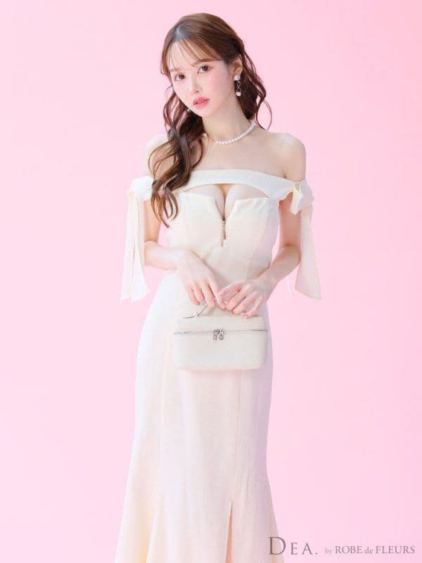 DEA. ディア オフショルリボンドレス