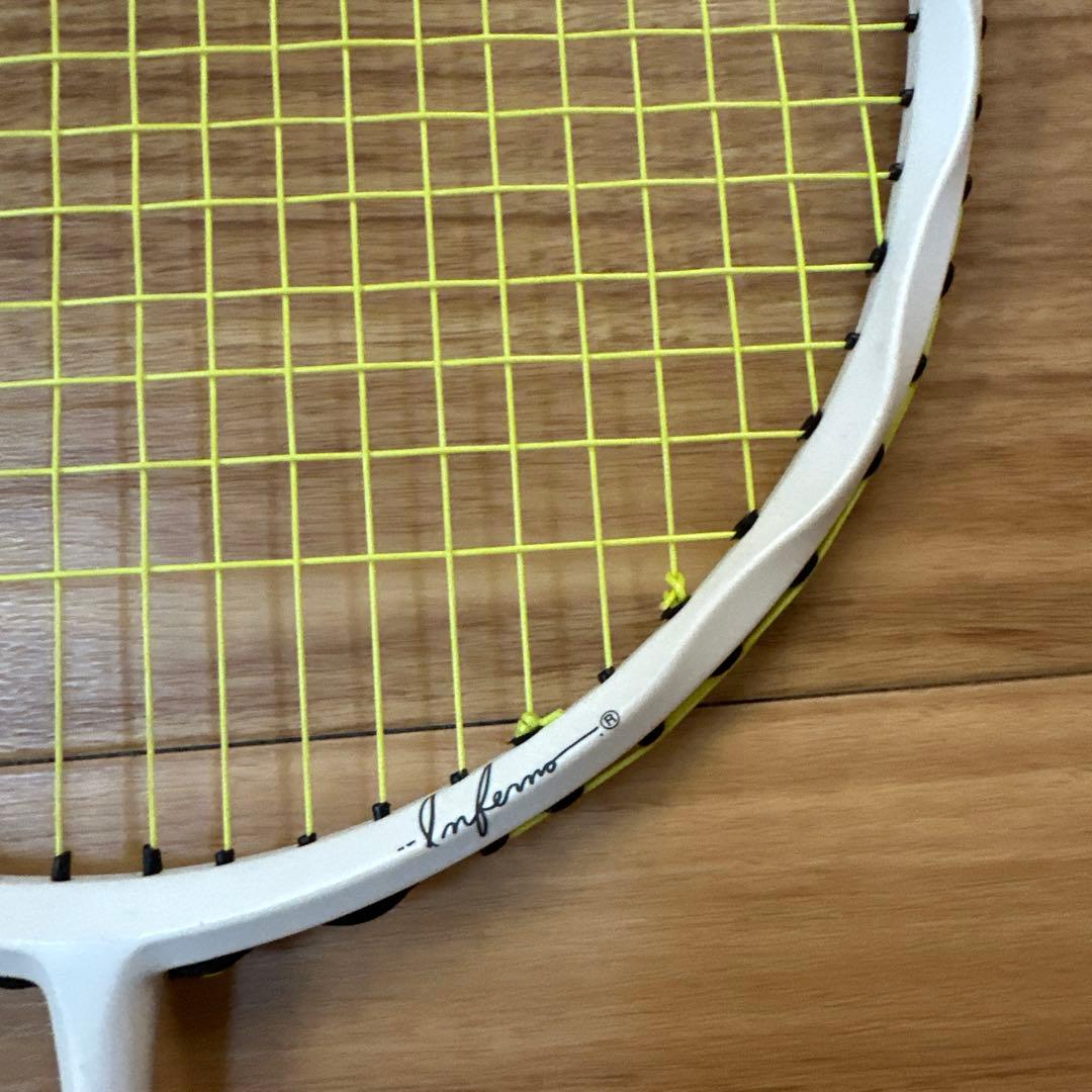 バドミントンラケット インフェルノライト