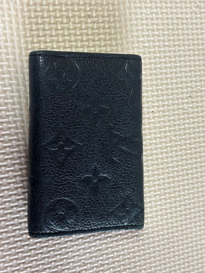 Louis Vuitton 黒レザーキーケース