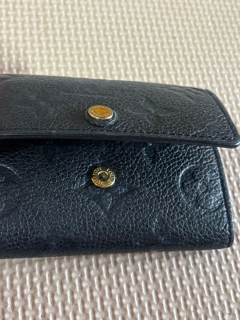 Louis Vuitton 黒レザーキーケース