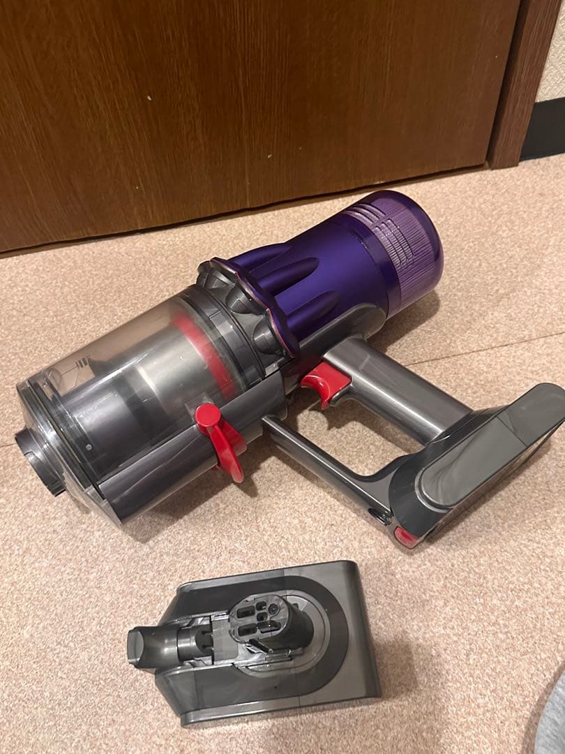 ダイソン　SV18　本体のみ