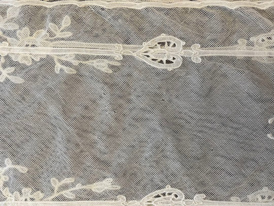 フランスアンティークレース　アンティークレースカーテン　ブロカント　2枚セット