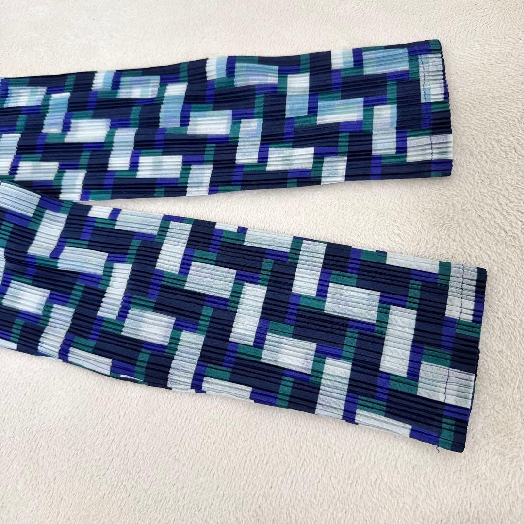 極美品✨PLEATS PLEASE プリーツ　ネイビー　白色　ハイネック　長袖