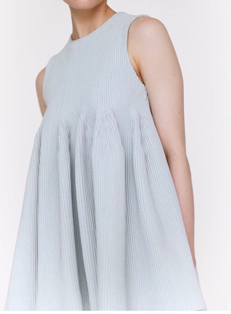 CFCL 新作カットソー　完売色