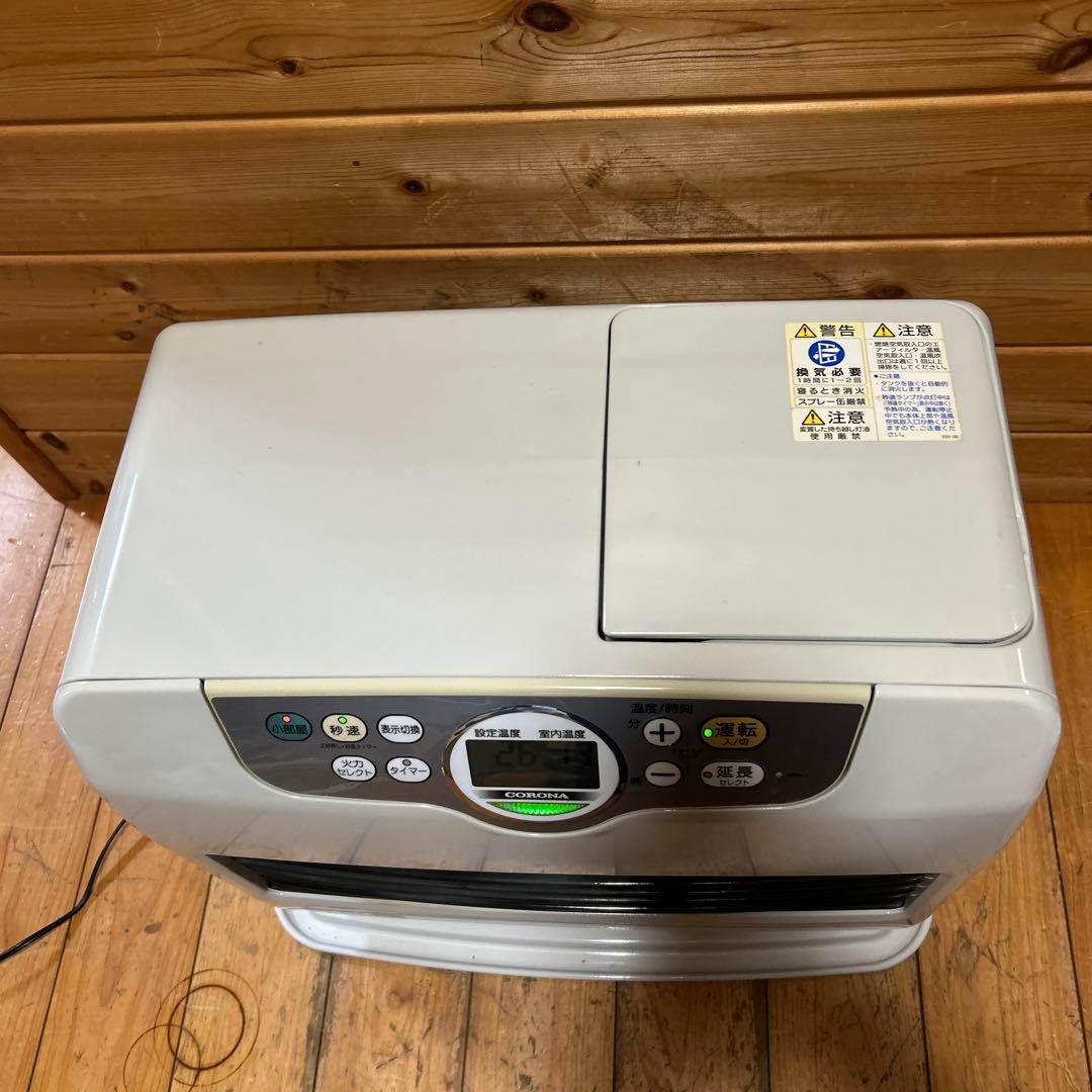 美品　石油ファンヒーター デジタル表示付き　FH-G4615BY