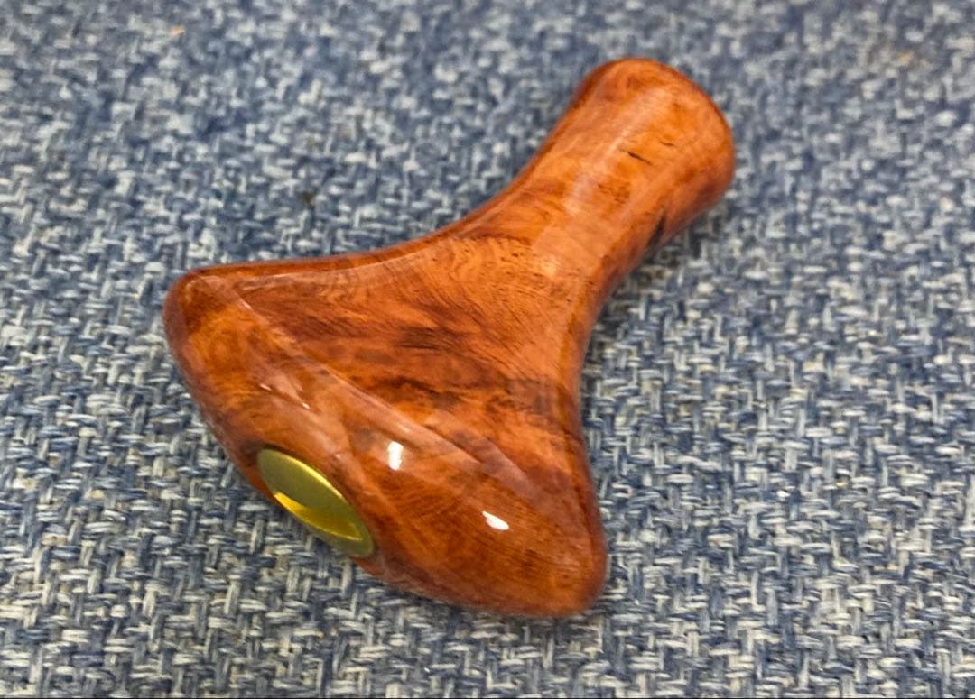 わたらせ樹脂工房製T型花梨瘤ノブ シマノ用　ノーマル塗装