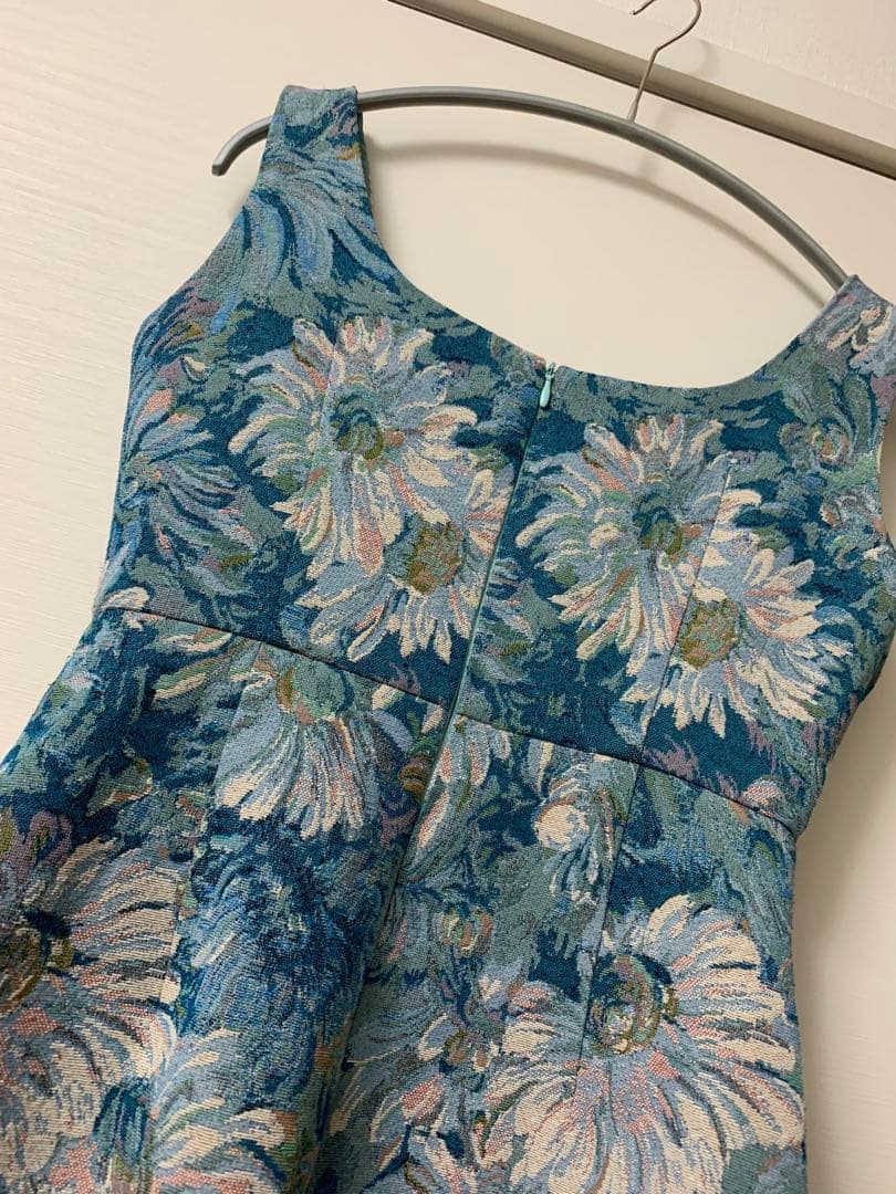 sugar フラワープリント タイトドレス　公式サイトブルー完売商品