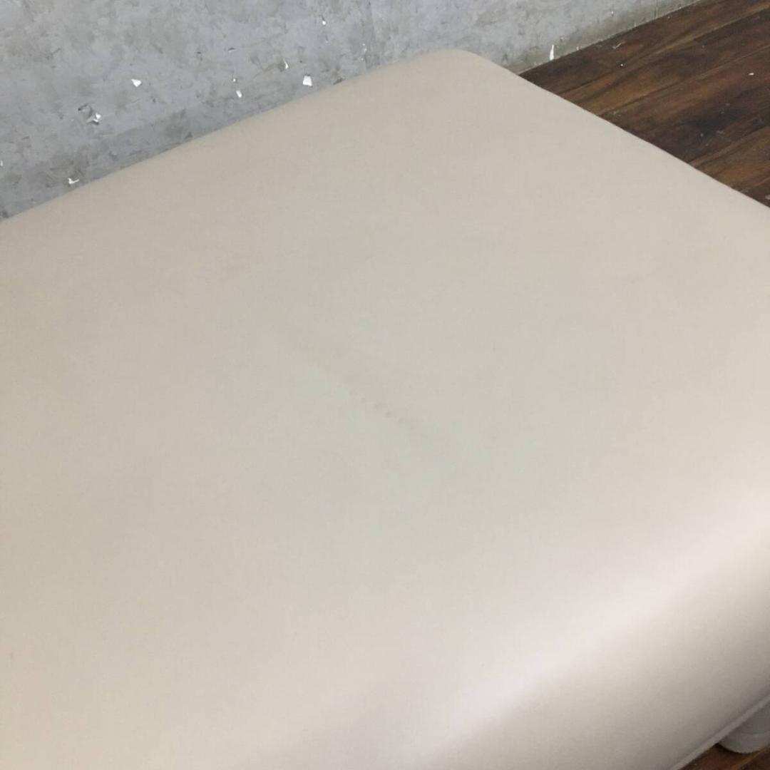 himolla ヒモラ オットマン 本革 総本革 トーブ色 ベージュ IDC大塚