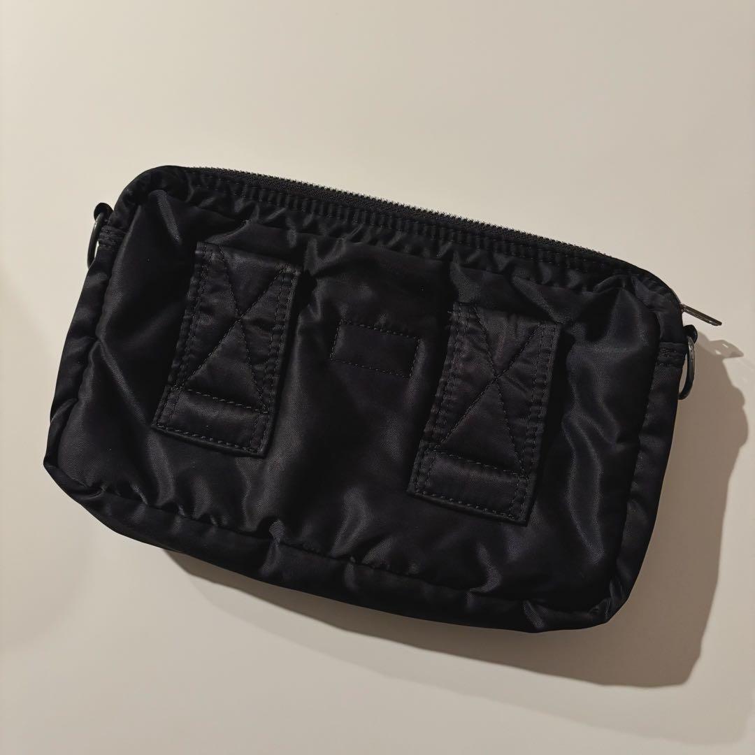 【極美品、数回使用のみ】ポーター タンカー ショルダーバッグ コンパクト 黒