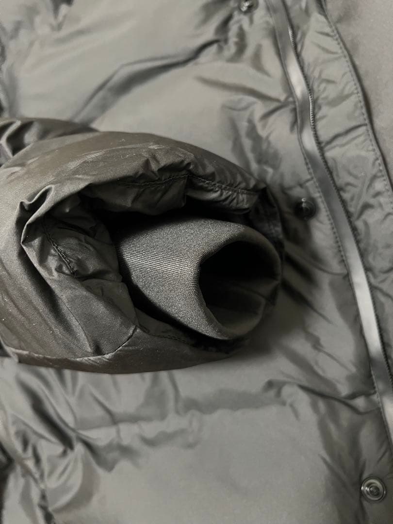   ブラック ダウンジャケット M