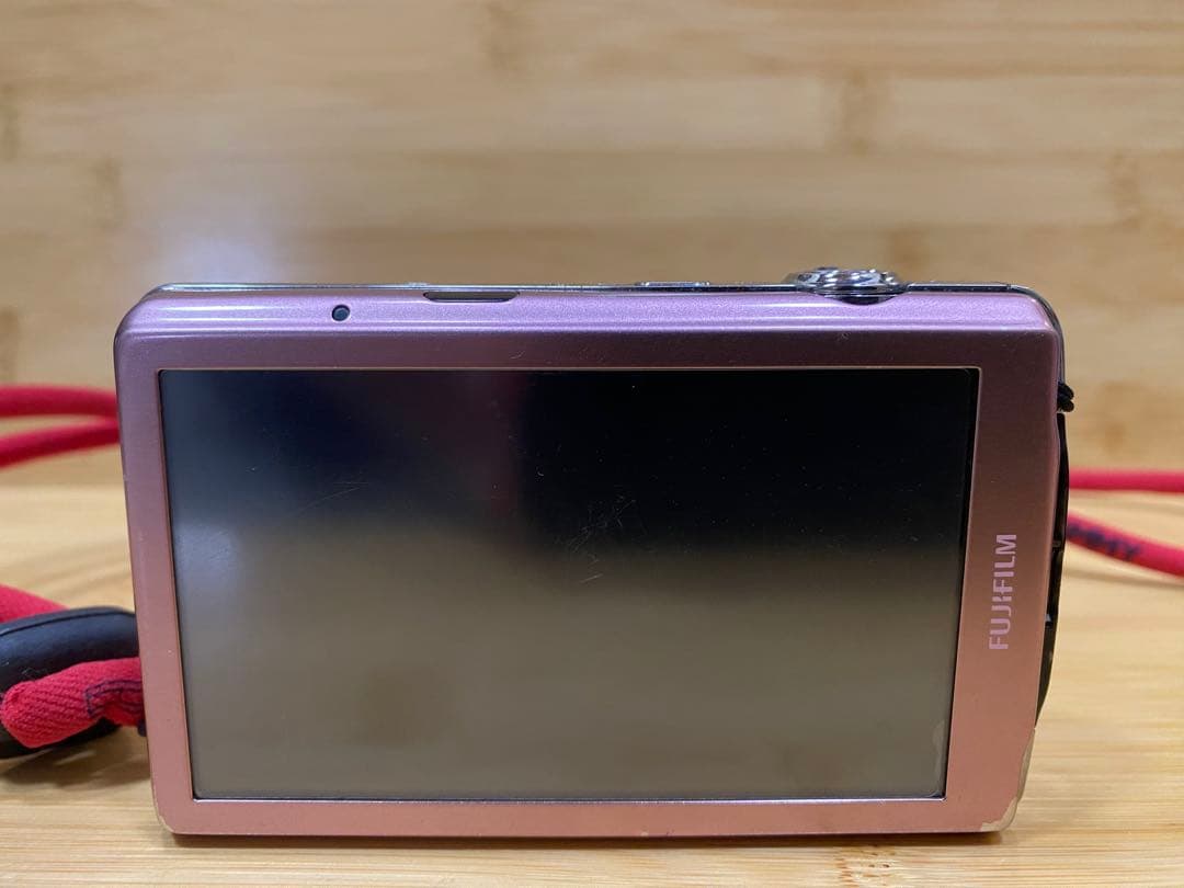 デジタルカメラ FUJIFILM FinePix Z800EXR