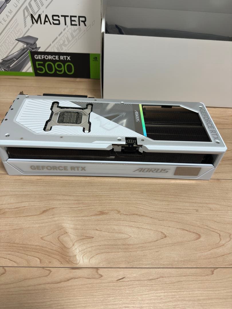 グラフィックボード・グラボ・ビデオカード RTX5090 GIGABYTE AORUS