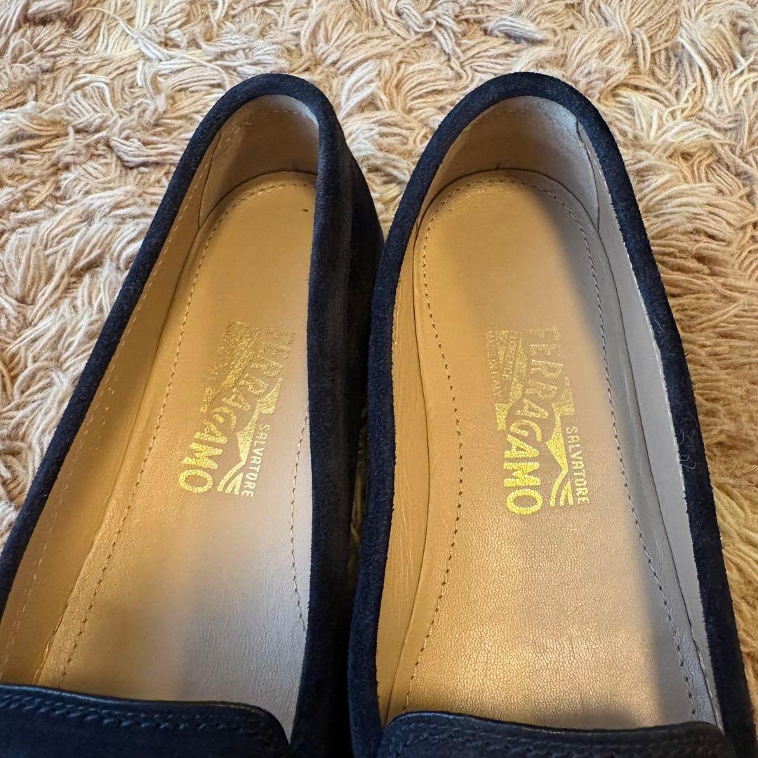 【未使用】フェラガモ ガンチーニ ローファー レザー レディース サイズ7