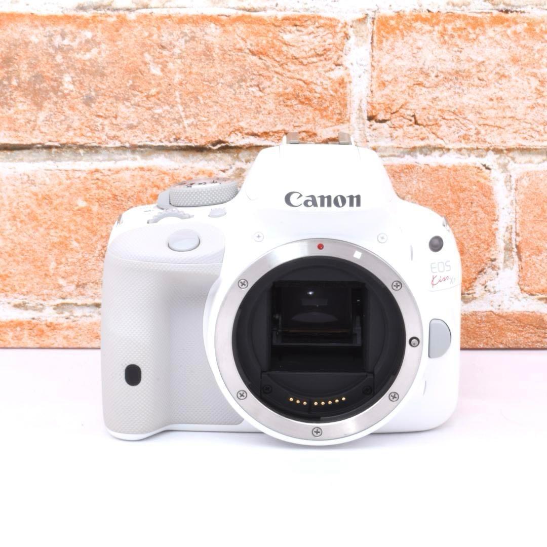 カメラもおしゃれに✨Canon kiss X7✨ホワイト✨単焦点レンズ