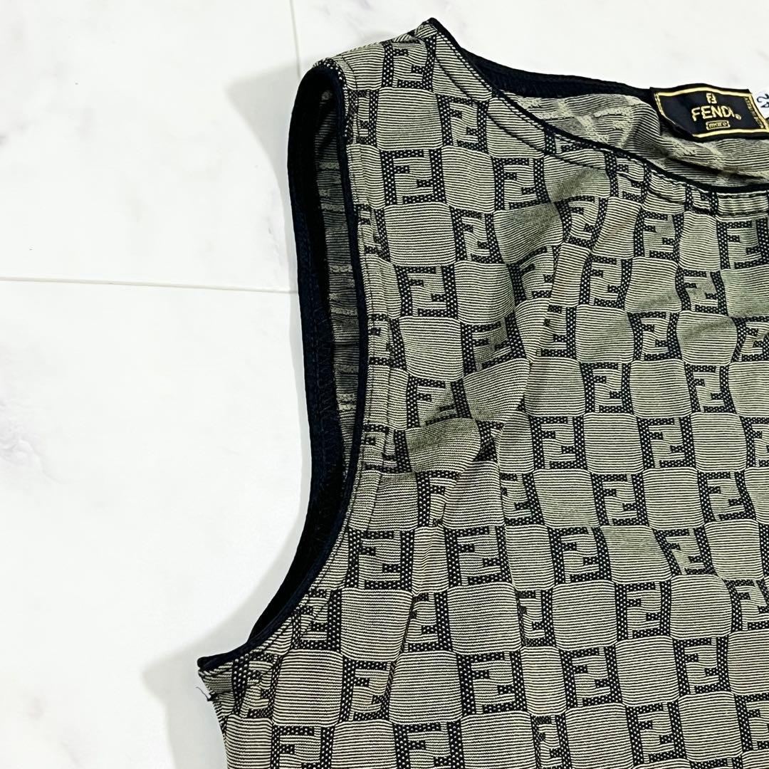 FENDI ズッカ柄 総柄 ノースリーブ トップス 42 S〜M相当 グリーン系