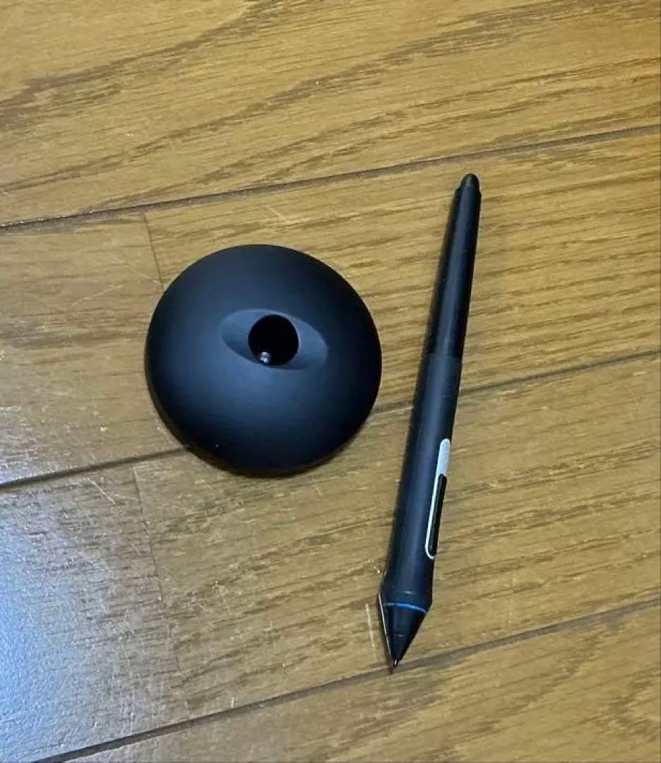 Wacom Cintiqpro 13 本体&ケーブル・ペン・スタンド付き