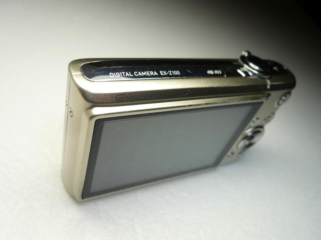 CASIO★EX-Z100⭕️安心の実働品❤️美しい★1010万画素★光学4倍