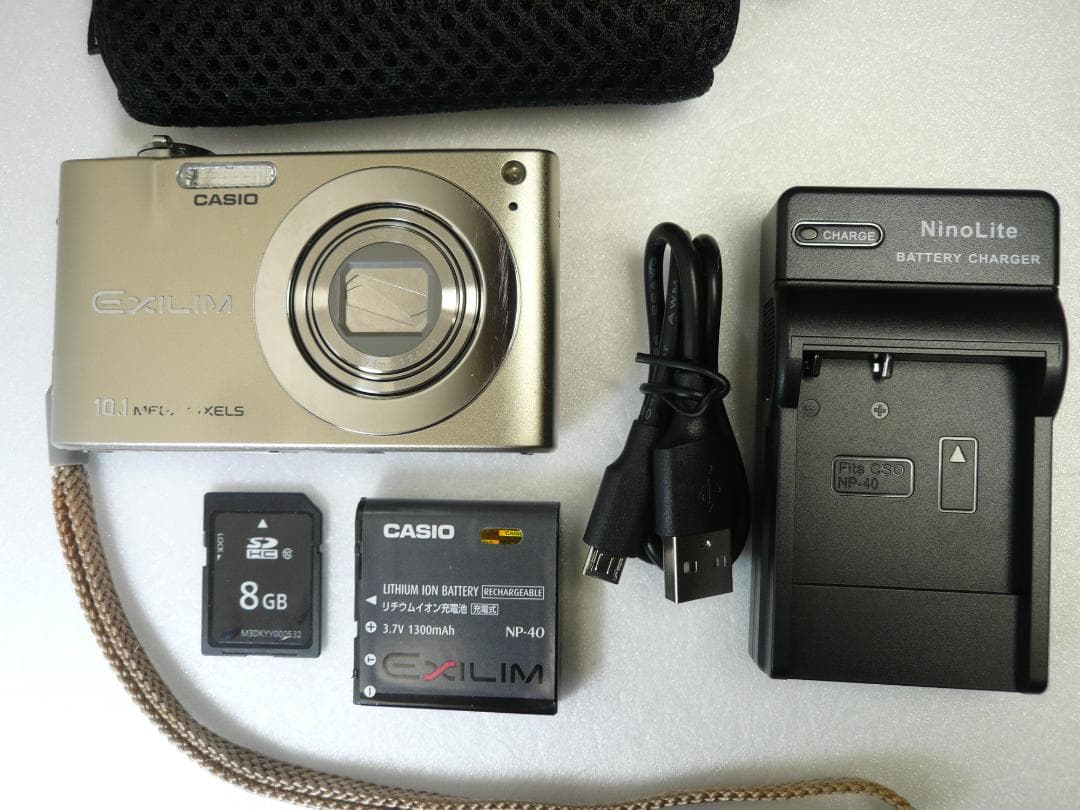 CASIO★EX-Z100⭕️安心の実働品❤️美しい★1010万画素★光学4倍