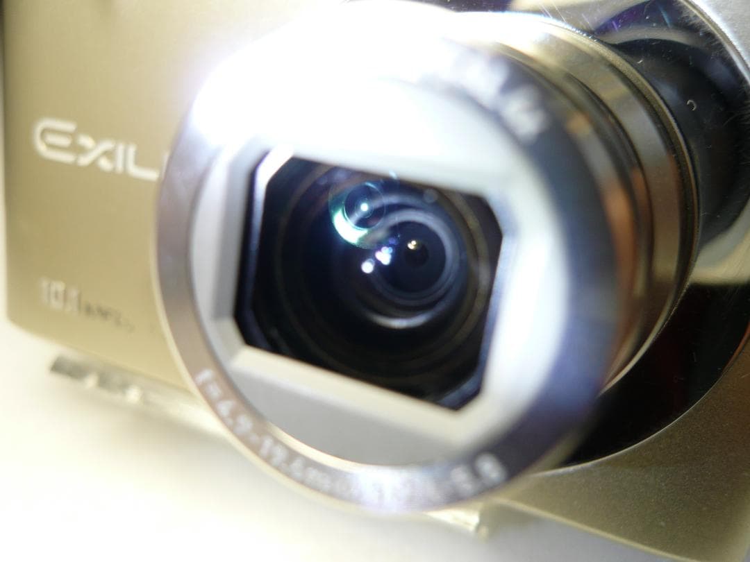 CASIO★EX-Z100⭕️安心の実働品❤️美しい★1010万画素★光学4倍