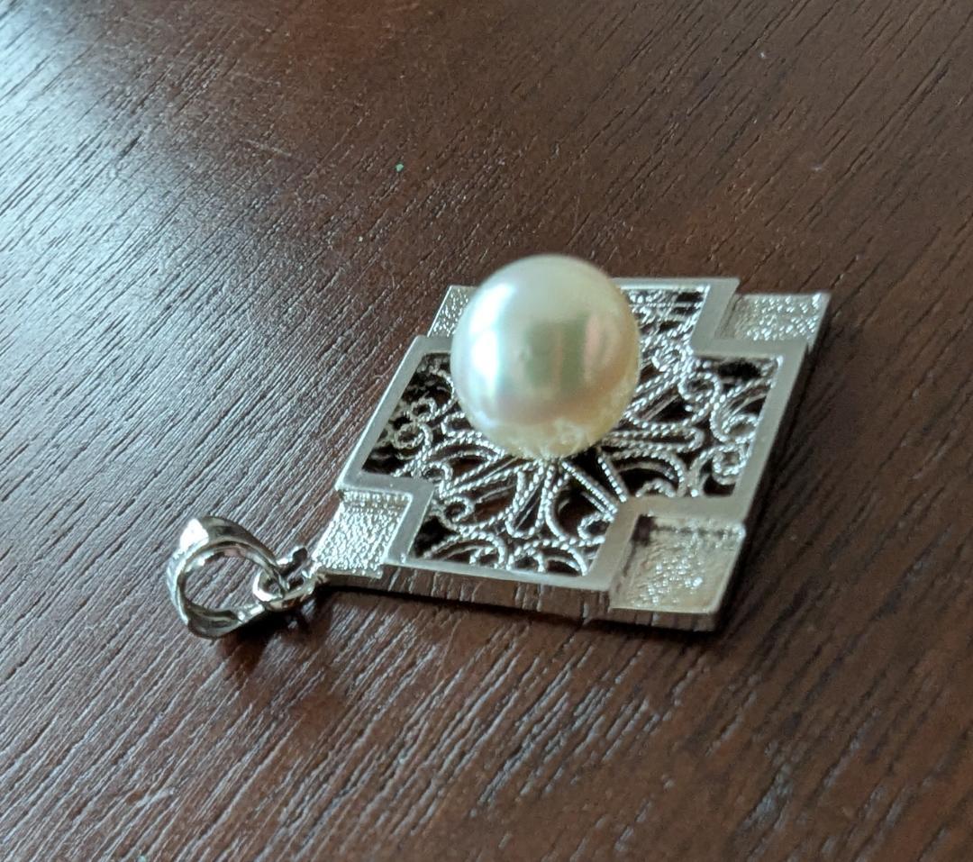 エ*ル様 ３点まとめて ミキモトブローチ・タサキネックレス・ノンブランドペンダン