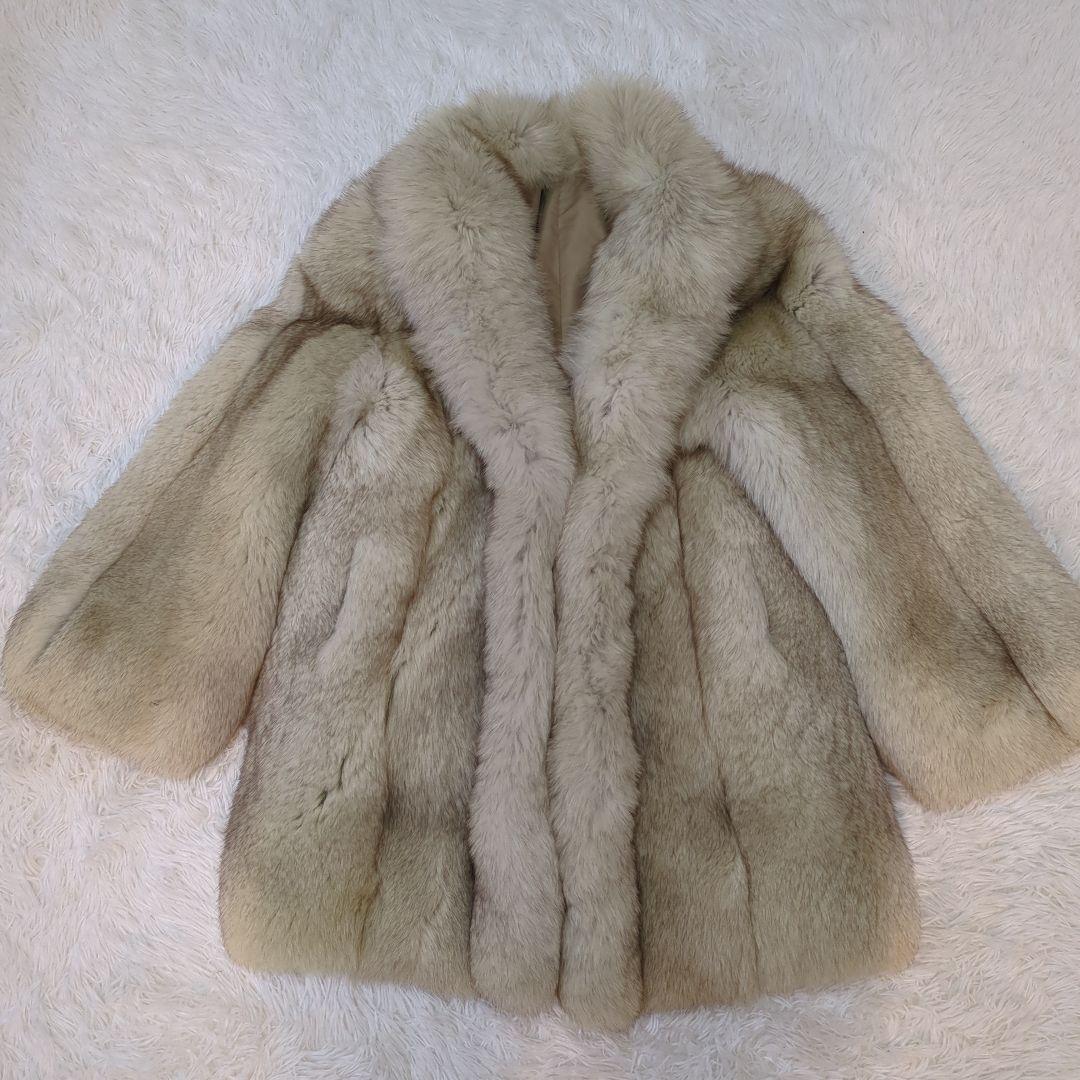 最高級ブルーフォックス セミロングファーコート 11号 ボリューム感