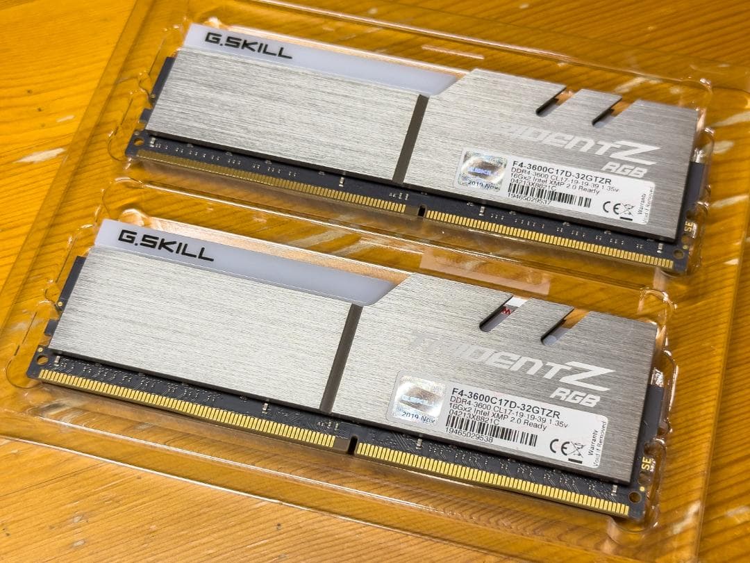 G.SKILL F4-3600C17D-32GTZR（16GBx2）32GB