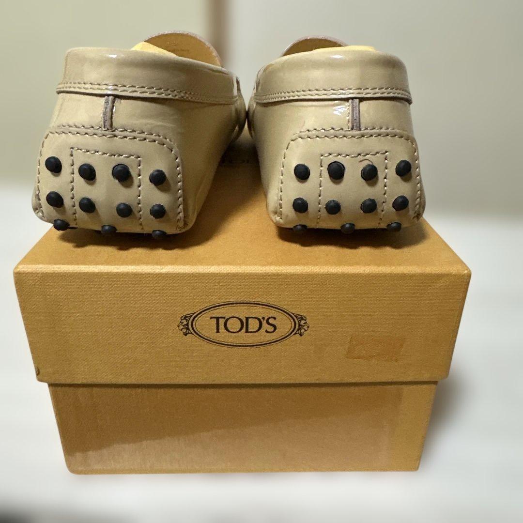 ドッズ　ローファー