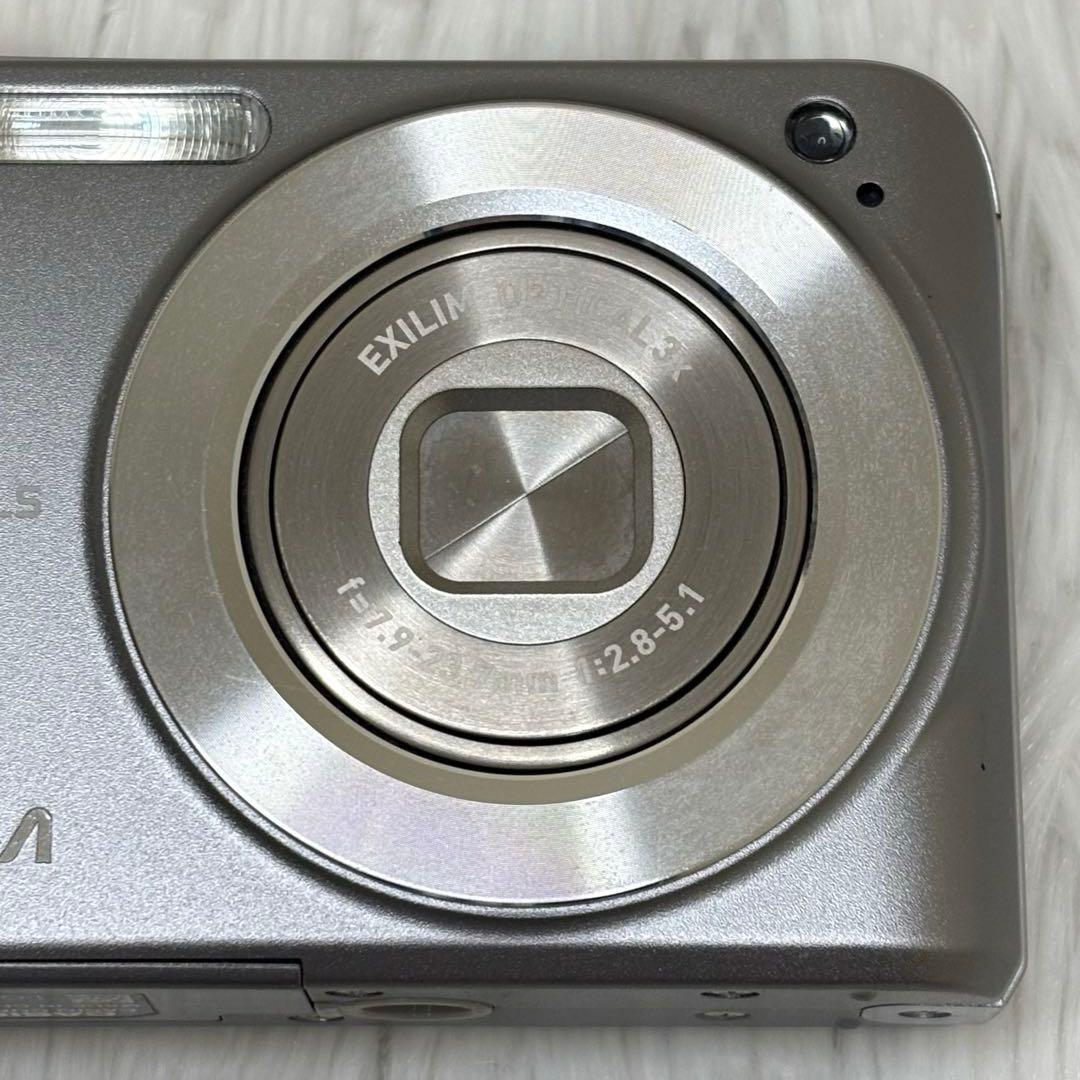 美品　CASIO カメラ　EX-Z1080 充電器　箱　グレー　コンデジ　動作品