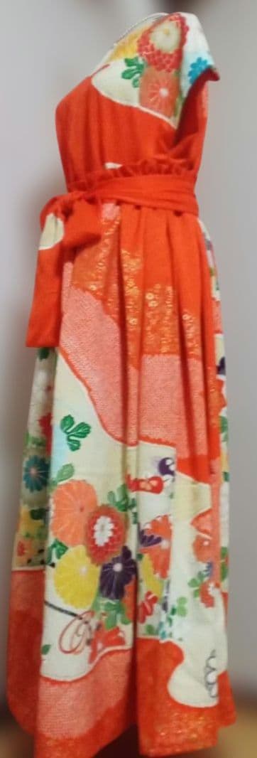 振り袖リメイクセットアップ 鹿の子絞り、花車、金駒刺繍入り