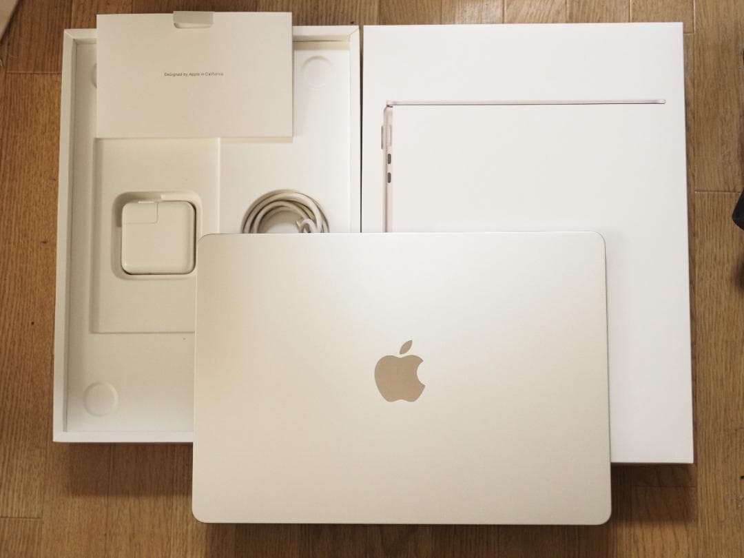 美品 MacBook air m2 8g 256GB 13㌅スターライト