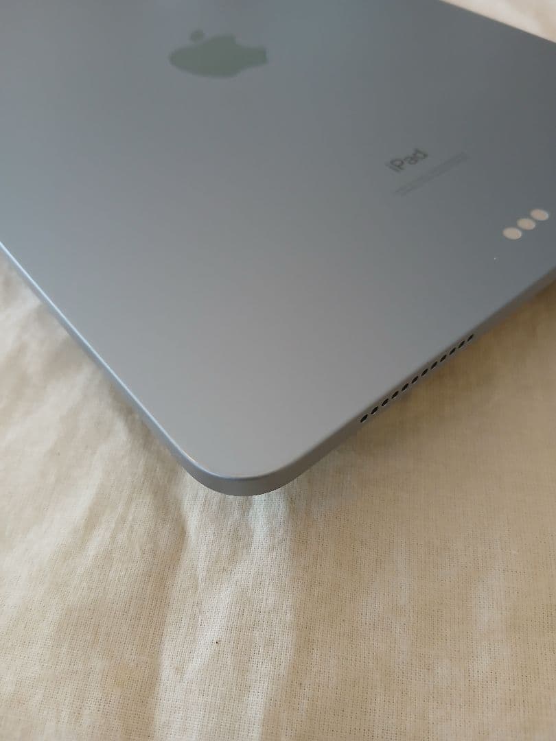 美品 iPad Air 第4世代 バッテリー83%