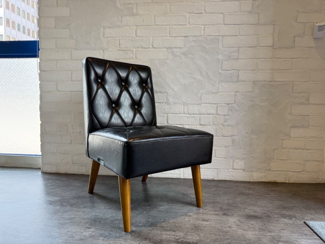 カリモク60 カフェチェア スタンダードブラック