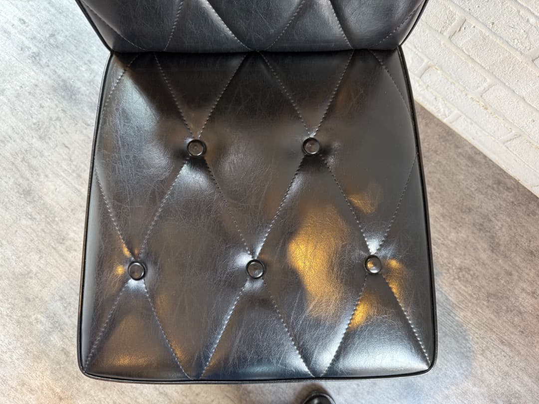 カリモク60 カフェチェア スタンダードブラック