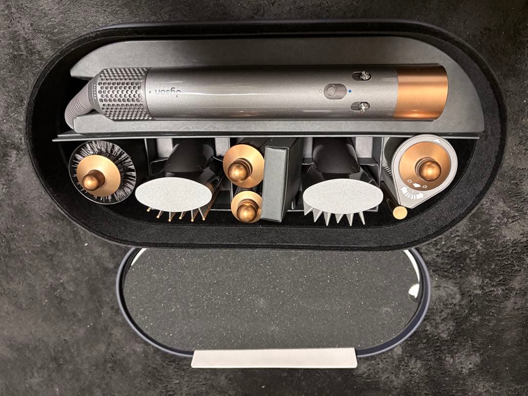Dyson Airwrap マルチスタイラー オーバルケース付き