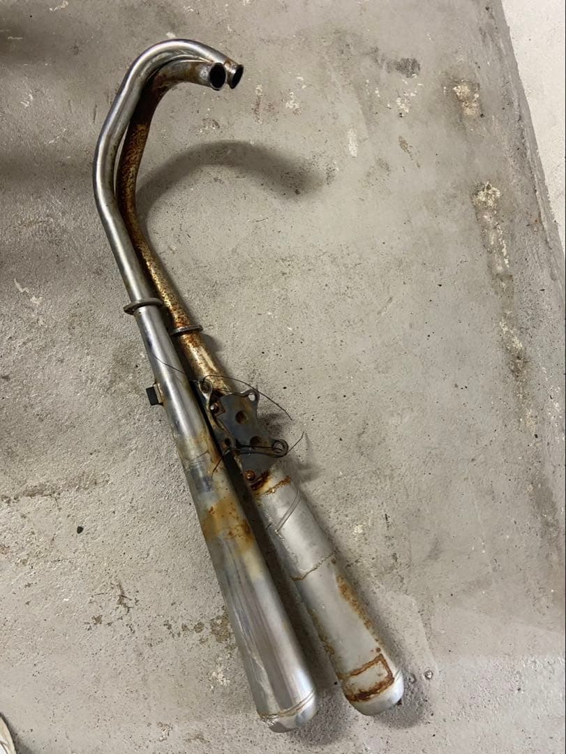 B*e様 cd125tマフラー　バイクマフラー